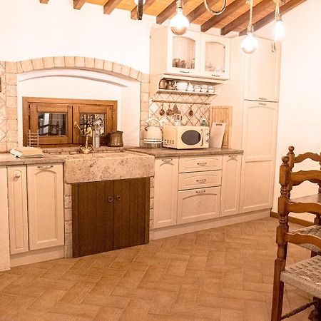 Casa Alle Monache Gambassi Terme Eksteriør billede